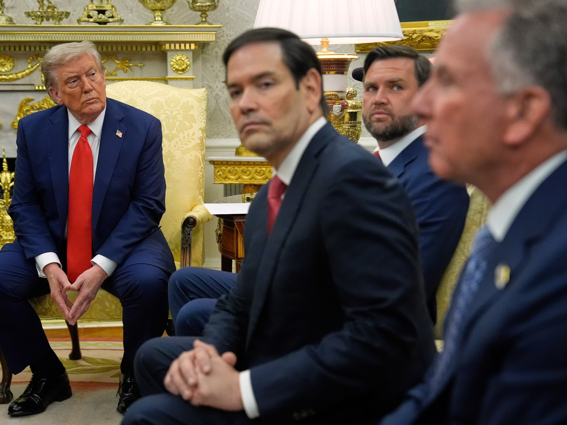 AP25230667223172-1760535141