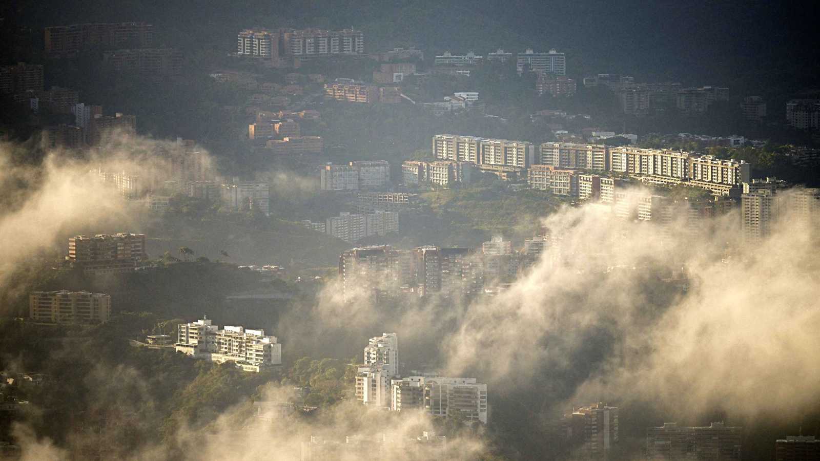 دوي انفجارات كراكاس فيديوهات.. سماع دوي انفجارات قوية في - دوي انفجارات كراكاس