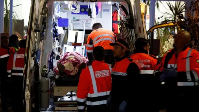 مأساة السكك الحديدية: 39 قتيلاً في أسوأ حادث بإسبانيا - حادث سكك حديدية إسبانيا