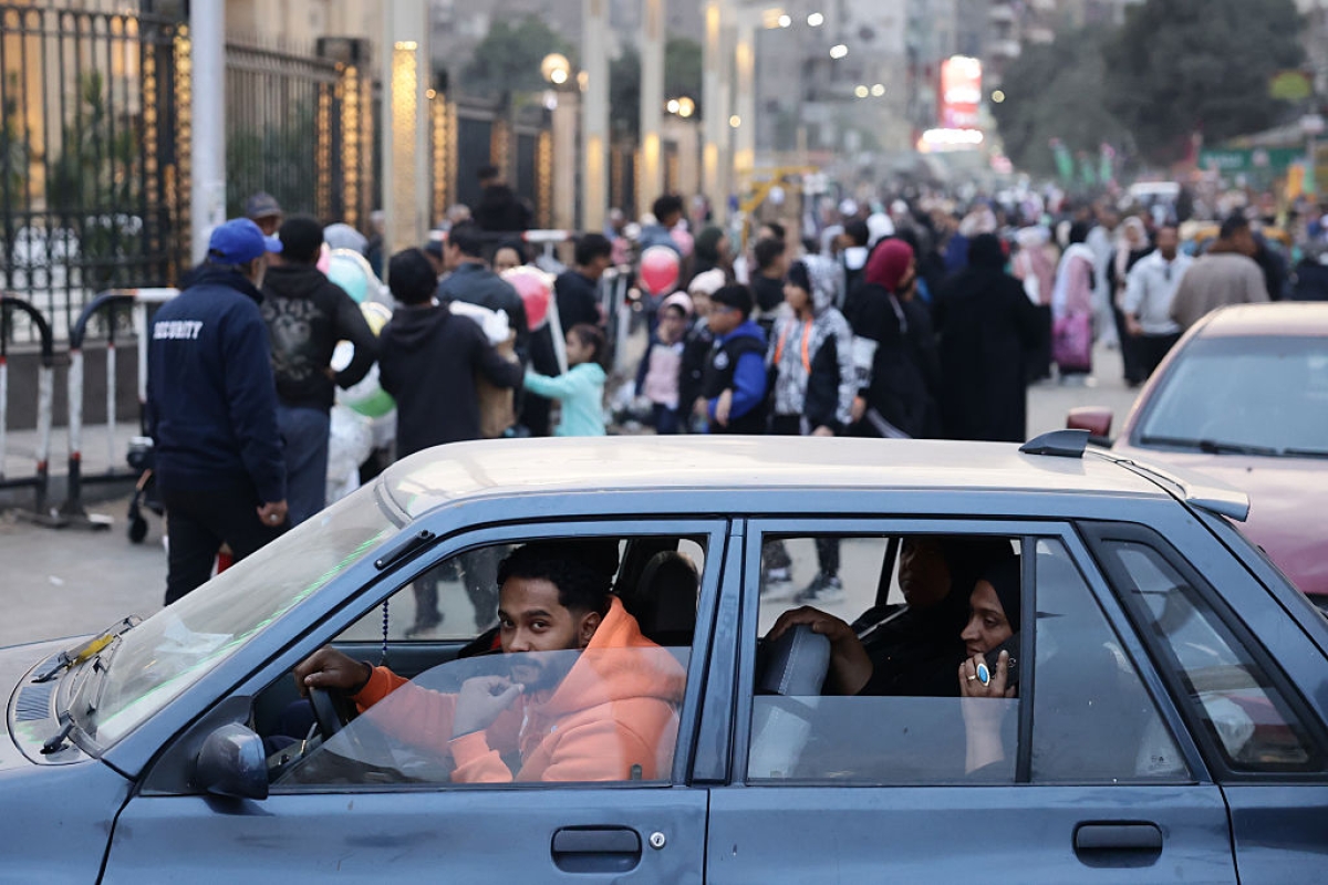 إلغاء إعفاء الهاتف المحمول يشعل غضب المصريين بالخارج