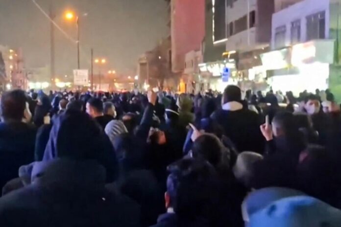 إيران: مجزرة غير مسبوقة خلال الاحتجاجات الأخيرة