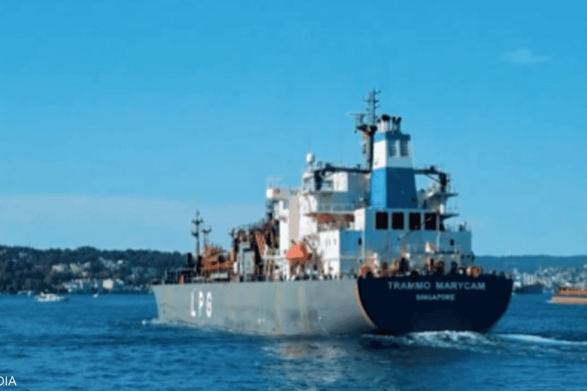 الحوثيون يهددون بعودة هجمات البحر الأحمر مجدداً