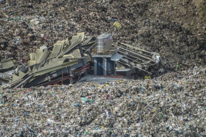 الفلبين: جهود إنقاذ متعثرة بعد انهيار مكب نفايات في سيبو