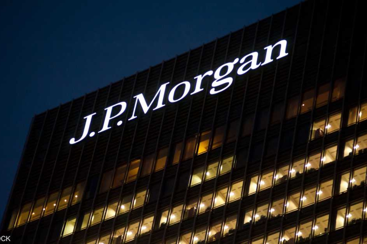 ترامب يتحدى جيه بي مورغان بدعوى قضائية ضخمة