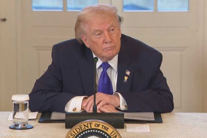 ترامب يفضل الدبلوماسية مع إيران رغم الخيارات العسكرية