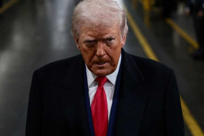 ترامب يوقف الضربة العسكرية ضد إيران: ما الأسباب؟