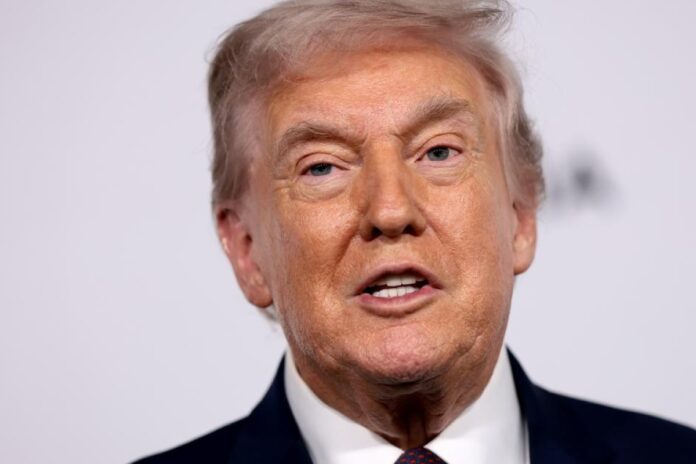 ترمب: سفن حربية تتجه نحو إيران وفتح باب المحادثات