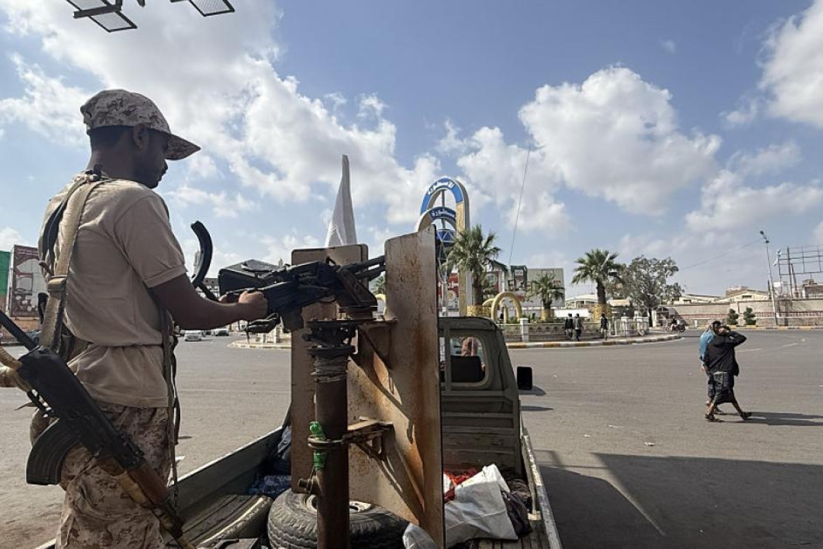 تطورات جديدة في عدن: قوات درع الوطن تستعيد السيطرة