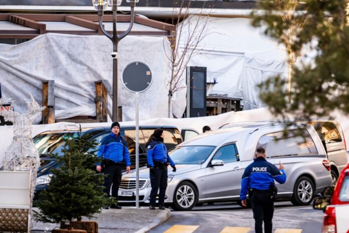 حريق حانة سويسرا عشرات القتلى في حريق حانة بسويسرا خلال