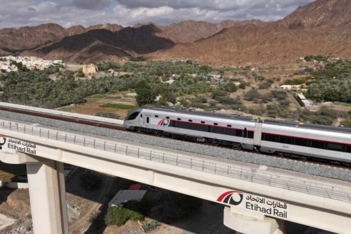 شبكة قطارات الإمارات: نقلة نوعية في النقل العام