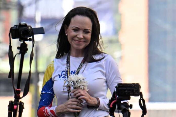 صفعة ترامب لماتشادو.. كيف “باع” صاحبة نوبل في لحظة؟