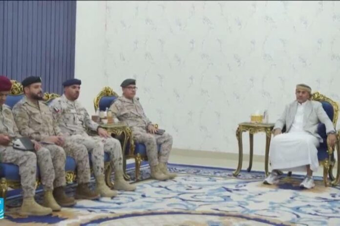 فرار زعيم الانتقالي الجنوبي في اليمن إلى مكان مجهول