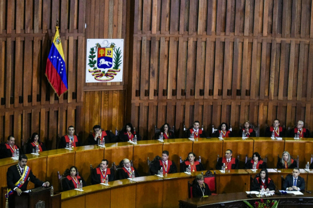 فنزويلا.. المحكمة العليا تأمر بتعيين نائبة مادورو رئيسة