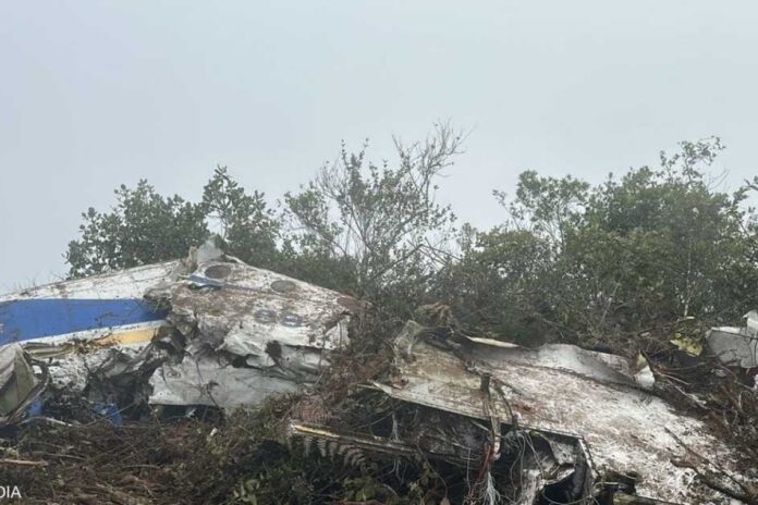 كولومبيا: تحطم طائرة تقل 15 شخصاً وغياب أي ناجين