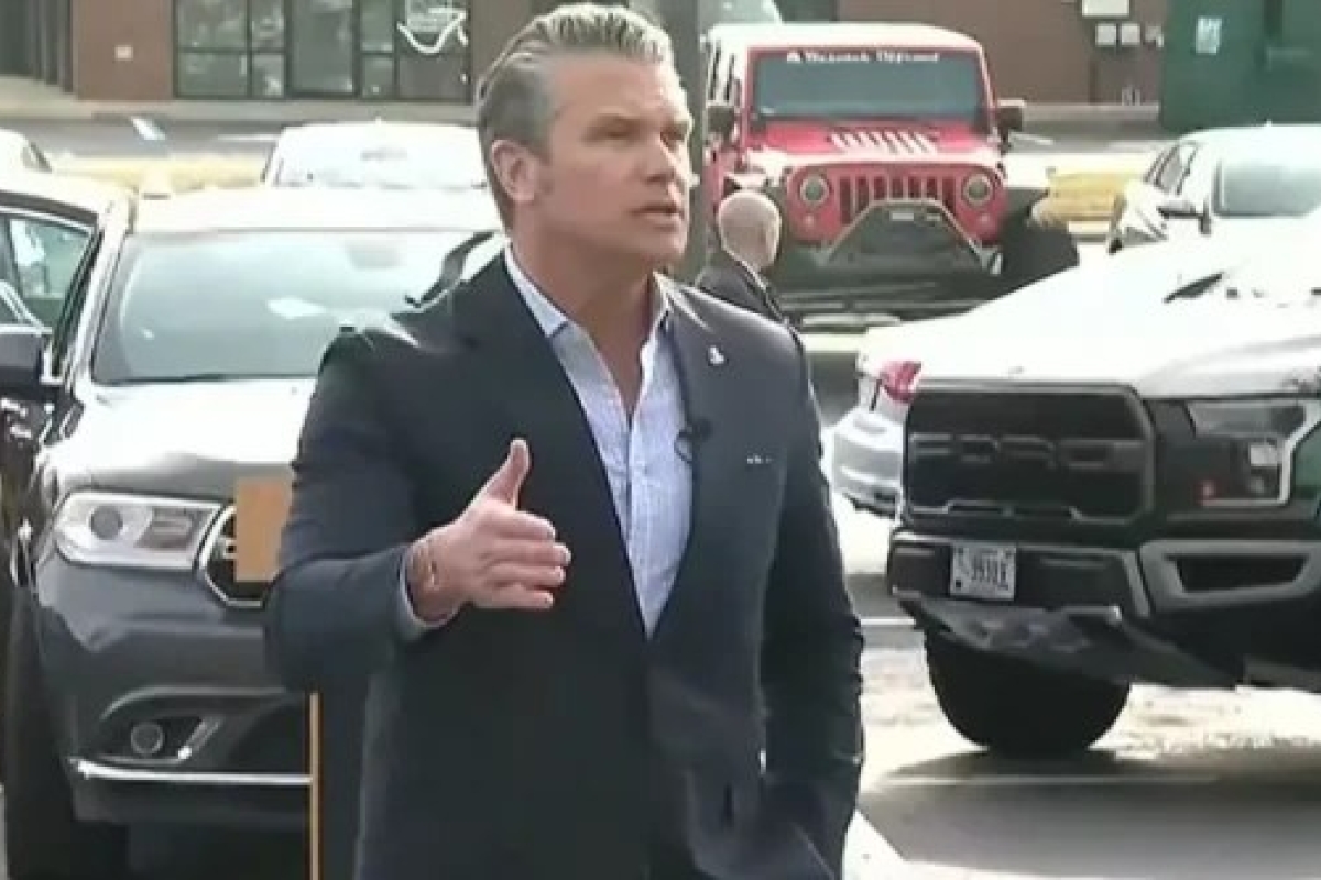 مادورو يصر على رئاسته لفنزويلا رغم الاتهامات في نيويورك