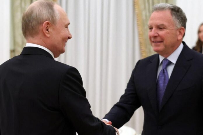 محادثات بوتين وويتكوف: خطوات نحو السلام في أوكرانيا