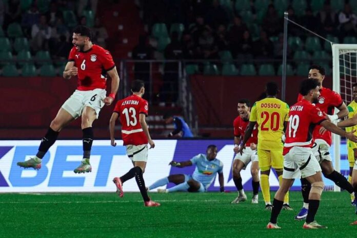 مصر تتأهل لربع نهائي أمم أفريقيا بعد انتصار مثير