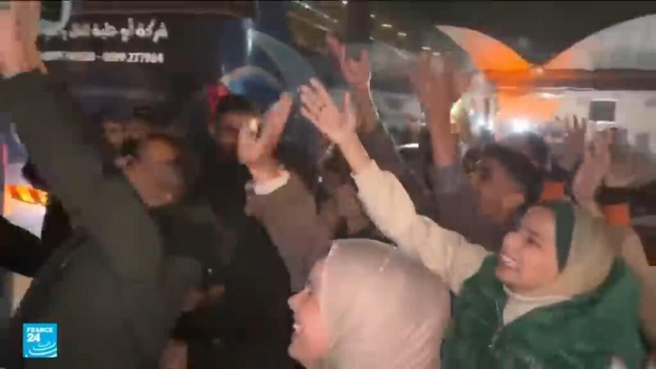 فرحة العودة إلى غزة: فلسطينيون يلتقون بأحبائهم بعد العلاج - عودة الفلسطينيين إلى غزة