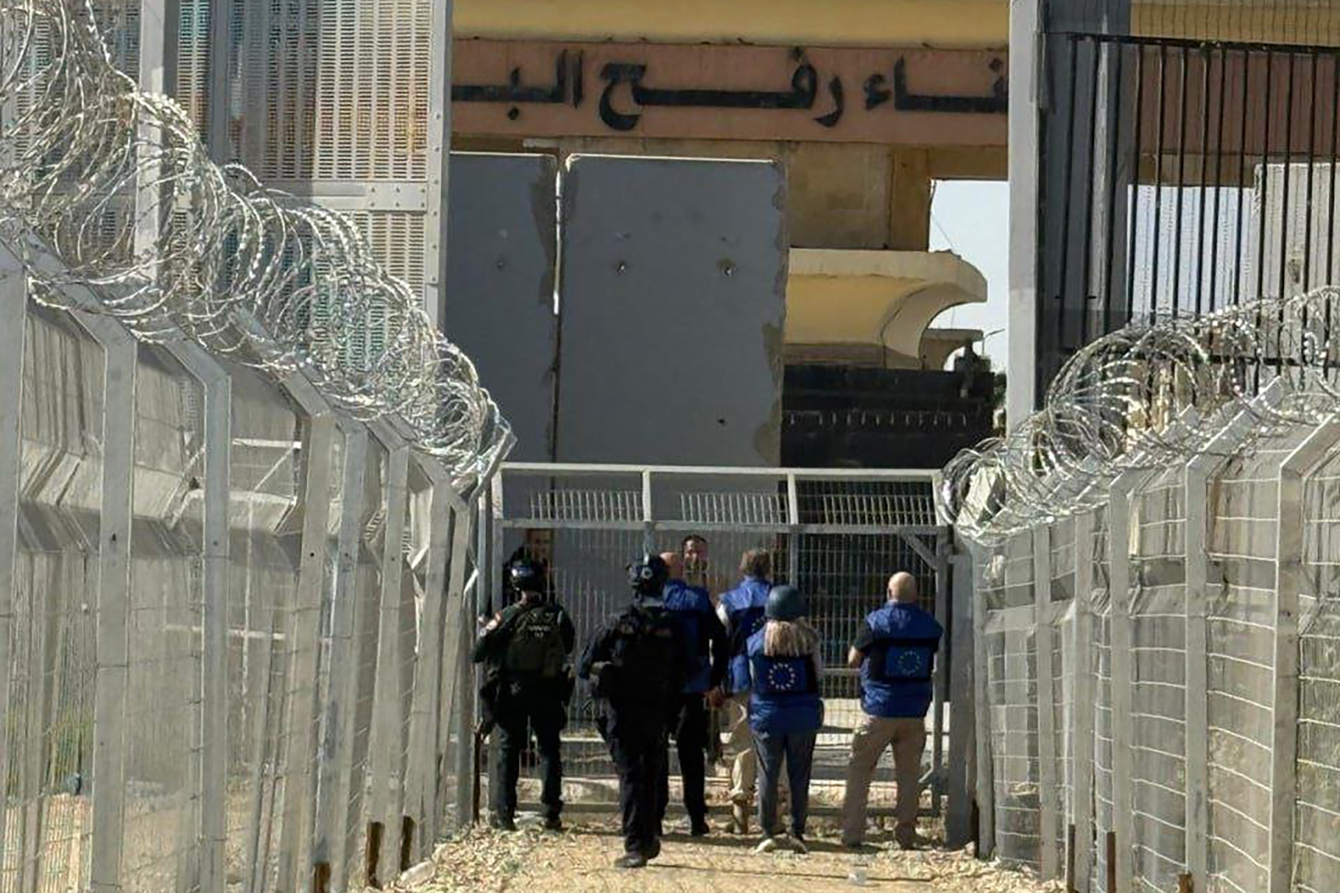 HAD4zpVXMAAQa8g-1769947045