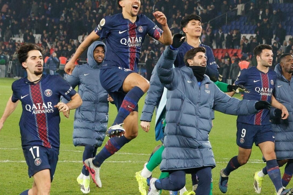 باريس سان جرمان يكتسح مرسيليا بخماسية ويستعيد الصدارة