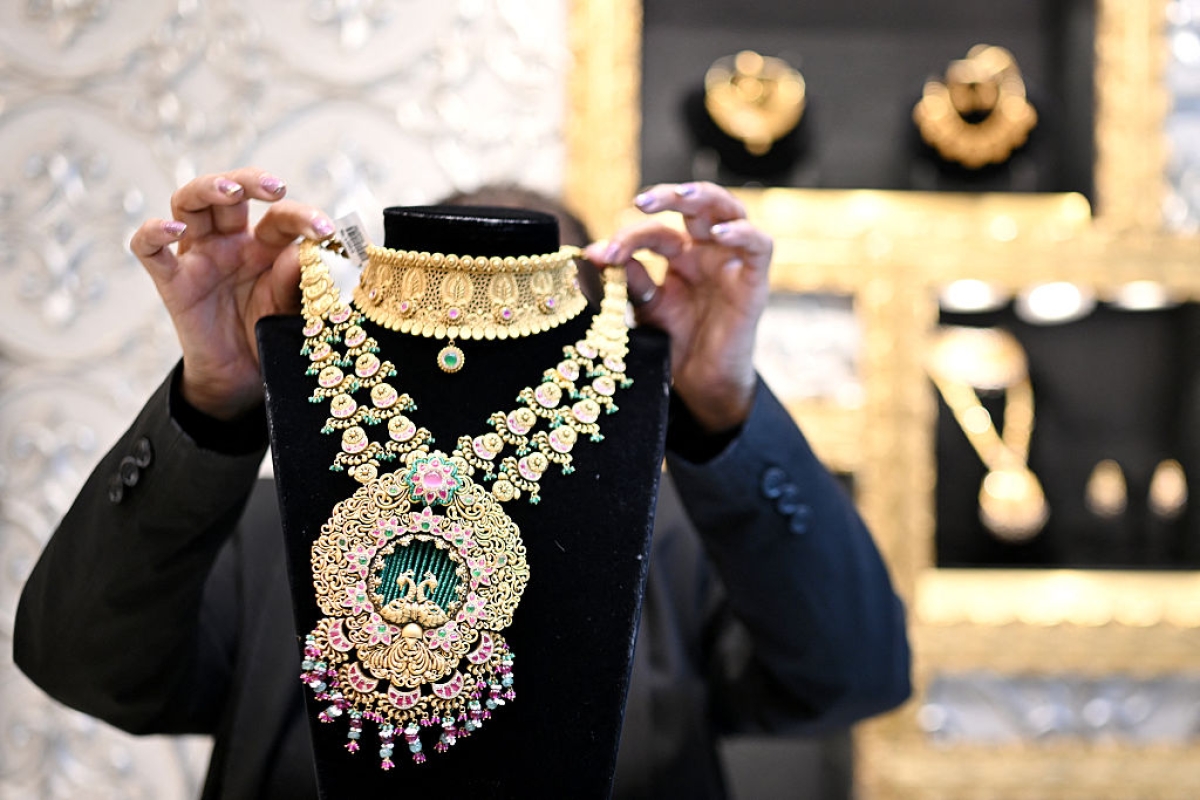 تذبذب أسعار الذهب يثير القلق ويعصف بسوق المصوغات في المغرب