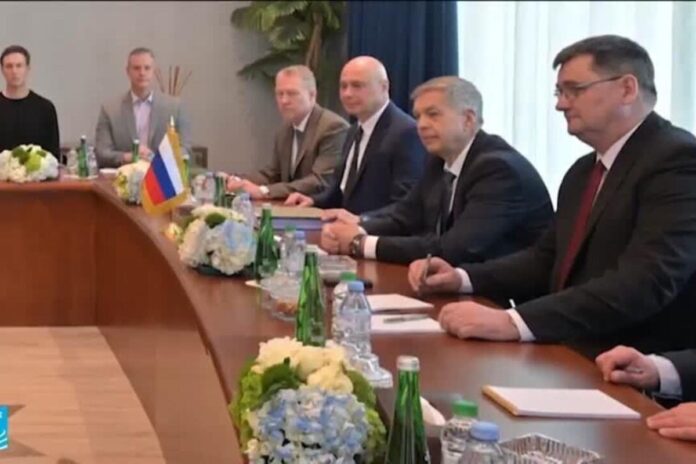 مباحثات أمريكية روسية مثمرة حول الأزمة الأوكرانية