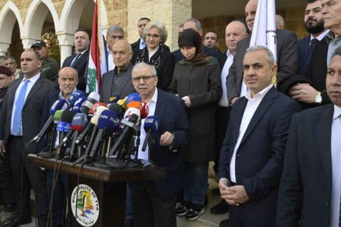 نواف سلام: لن ننتظر انسحاب إسرائيل لبدء إعادة الإعمار